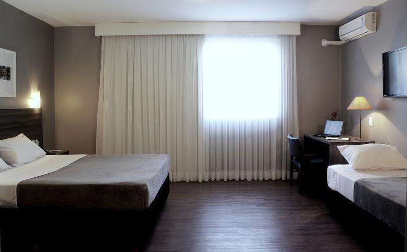 פורטו אלגרה Duque Center Hotel Residence מראה חיצוני תמונה