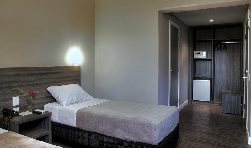 פורטו אלגרה Duque Center Hotel Residence מראה חיצוני תמונה